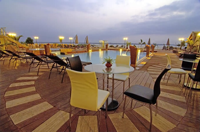 Khách sạn sang trọng bên bờ sông Mekong