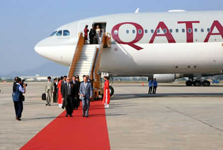 Vé Máy Bay Qatar Airways