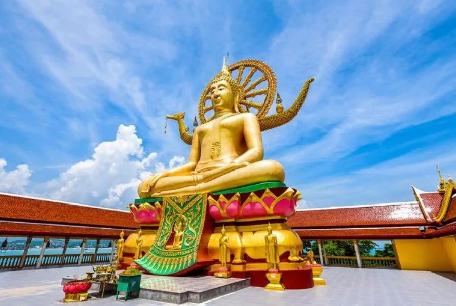 Chùa Wat Phra Yai - Biểu tượng tâm linh nổi tiếng tại Pattaya