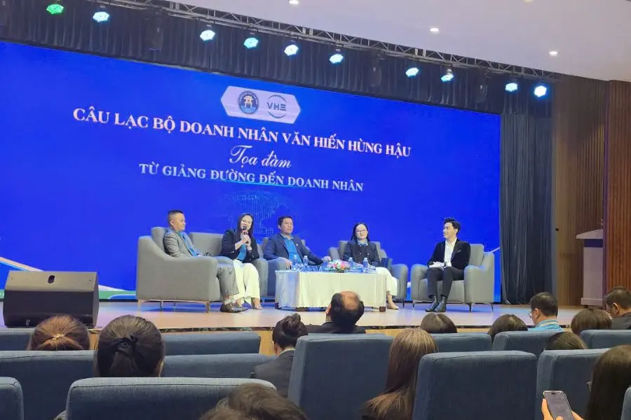 CEO Dương Bá Hưng trở về Đại Học Văn Hiến - Trao kinh nghiệm, truyền khát vọng