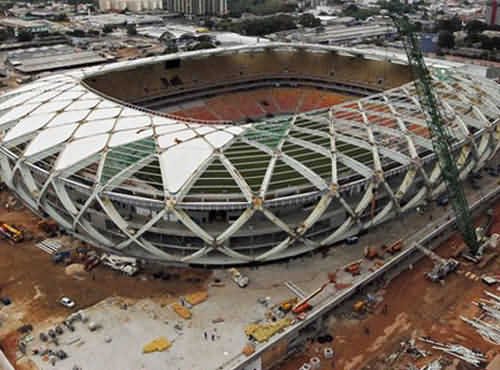 FIFA cảnh báo Brazil về sân bãi tại World Cup 2014