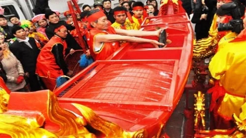 Hàng vạn người dự lễ khai ấn đền Trần Xuân Giáp Ngọ năm 2014