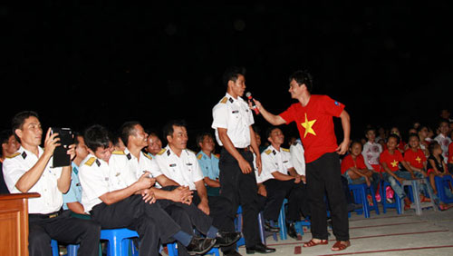 Hành trình tuổi trẻ vì biển đảo quê hương năm 2014