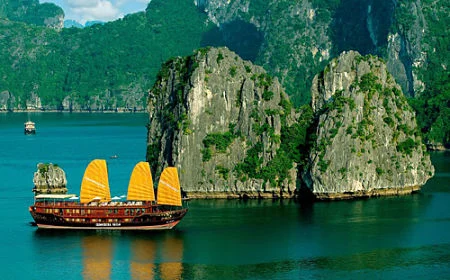 Kỷ niệm 20 năm UNESCO công nhận vịnh Hạ Long là Di sản Thế giới