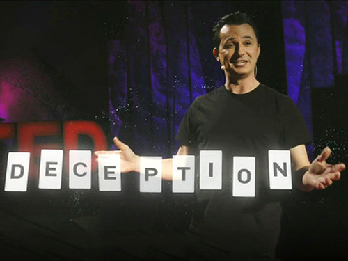 Ảo thuật gia Marco Tempest - Sự lừa dối tạo cảm xúc thật