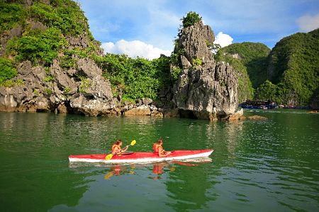 Giữ  gìn điểm đến Hạ Long trong lòng du khách