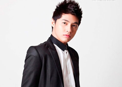 Ca sĩ vất vả đổi mới hay sáng tạo?