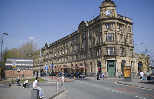 Đường đến Vương Quốc Anh, kinh đô của bóng đá và du lịch (Kì I)