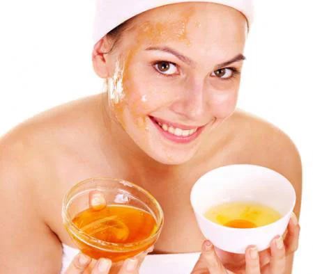 Cách chế biến mặt nạ làm trắng da bằng mật ong