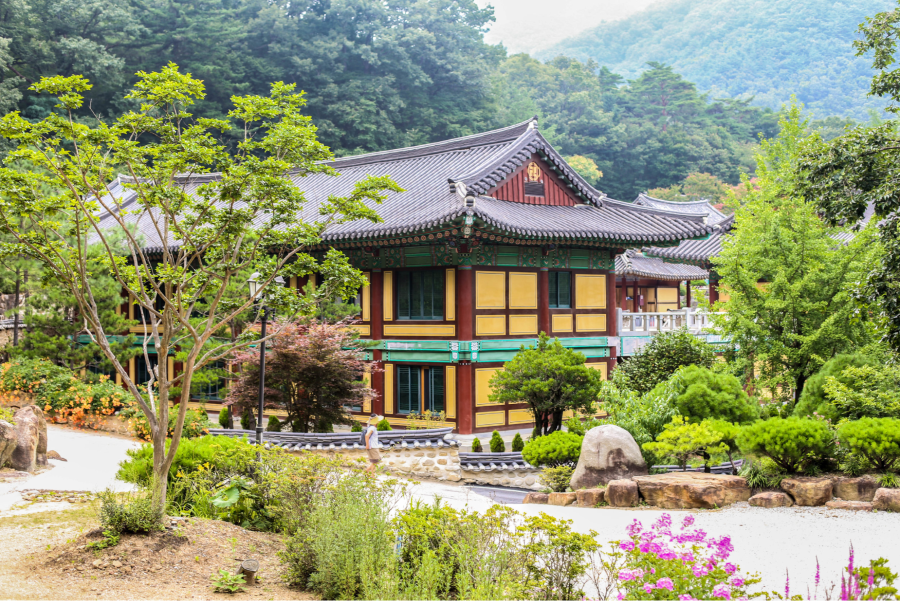 Du lịch Hàn Quốc với 10 ngôi chùa linh thiêng bậc nhất xứ Hàn