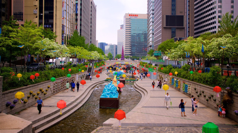 Suối Cheonggyecheon - Ốc đảo xanh mát giữa lòng Seoul, Hàn Quốc