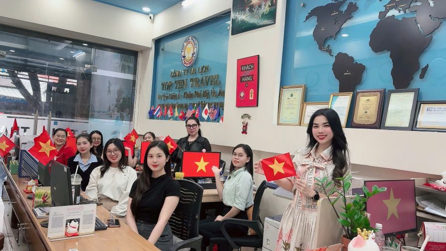 Top Ten Travel Rực Rỡ Sắc Cờ Tổ Quốc Dịp Lễ 2/9