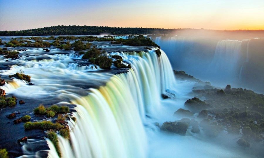 Chinh phục Thác Niagara - Thác nước hùng vĩ nằm giữa biên giới Mỹ và Canada
