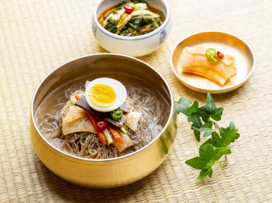 Cách làm mì lạnh Hàn Quốc chuẩn vị tại nhà