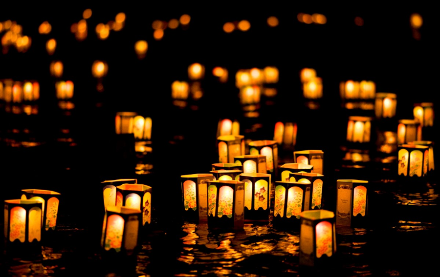 Khám phá Lễ Thả Đèn Lồng Nagashi tại Nhật Bản