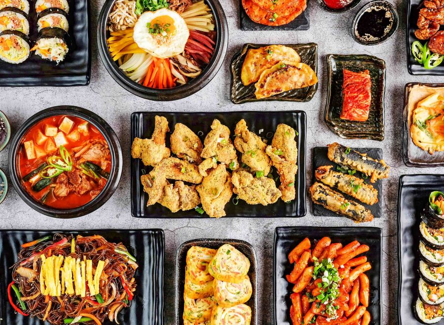 Du lịch Hàn Quốc mùa anh đào ăn gì?