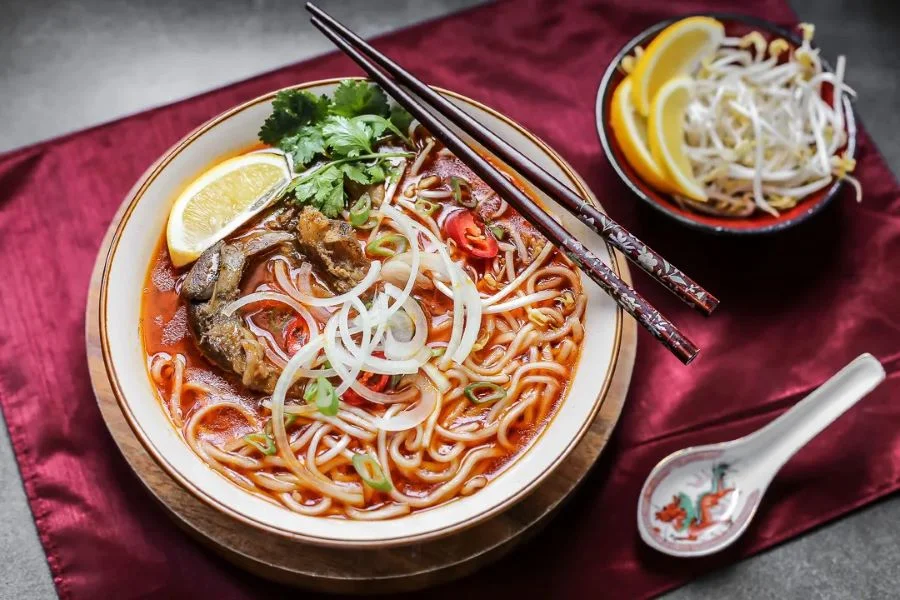 Bún Bò - Đặc sản nổi tiếng không thể bỏ lỡ khi du lịch Huế