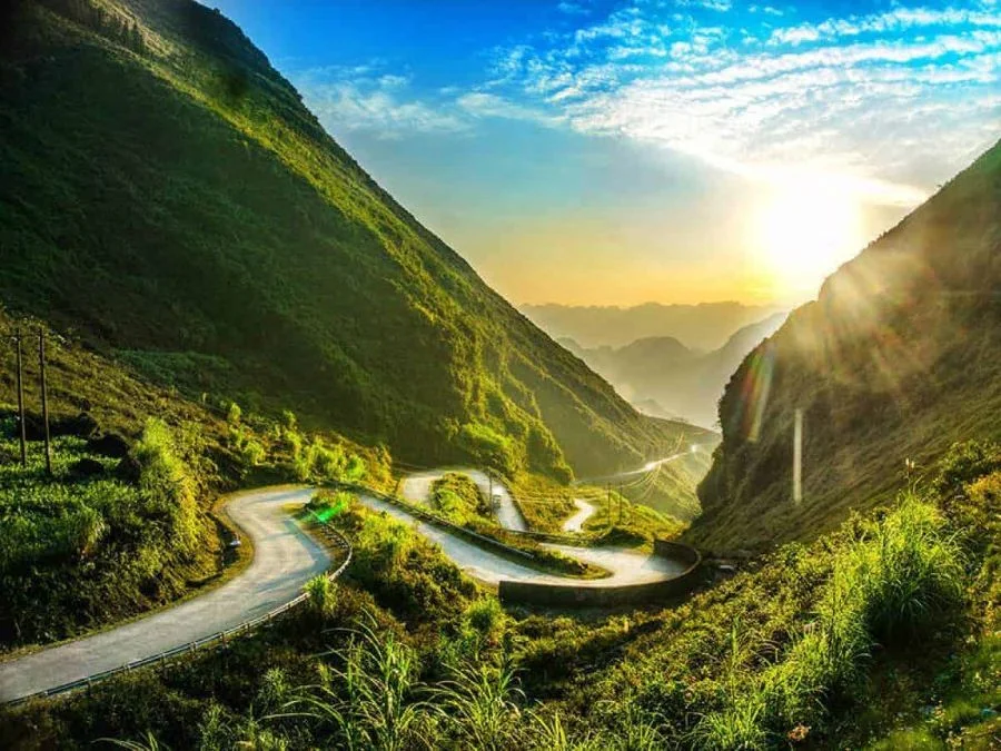 Những thử thách vô cùng hấp dẫn tại Đèo Mã Pí Lèng