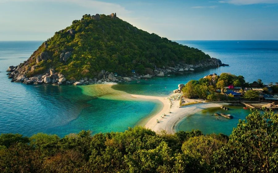 Top 7 bãi biển đẹp nhất Phuket mà bạn không nên bỏ lỡ