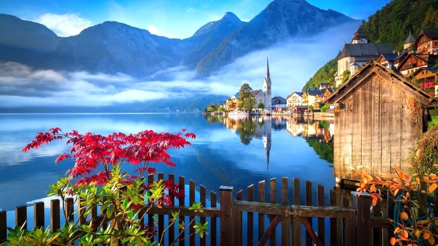 Khám phá Hallstatt - thị trấn bên hồ đẹp nhất thế giới