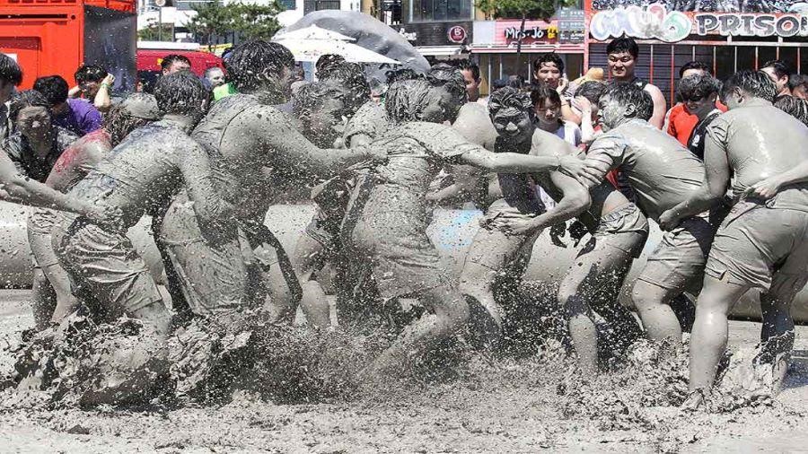 Du lịch Hàn Quốc mùa hè - Khám phá lễ hội bùn Boryeong nổi tiếng