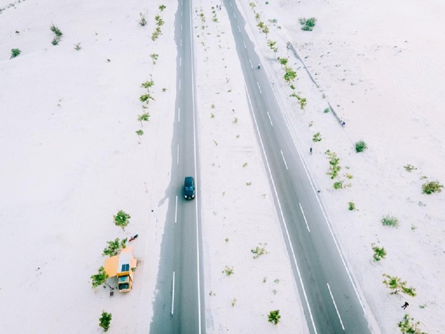 Cung đường &#x27;tiểu sa mạc&#x27; đẹp như mơ độc nhất Việt Nam