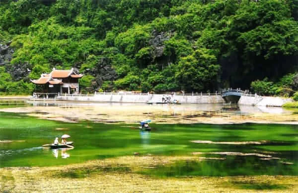 Du lịch Ninh Bình về Tràng An - đất thanh người lịch