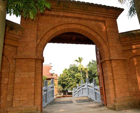 Về xứ Đoài thương nhớ xứ ong
