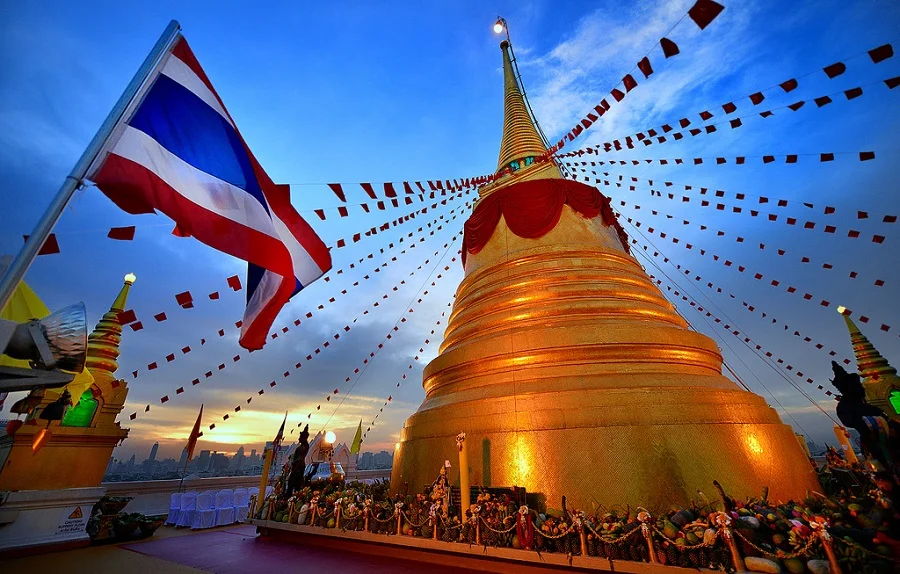 Chùa Núi Vàng – Nơi linh thiêng bậc nhất Bangkok của Thái Lan
