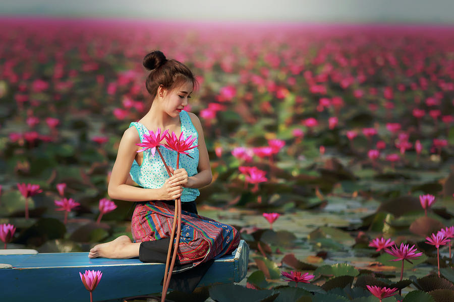 Ngất ngây với hồ hoa súng Nong Han thơ mộng tại Thái Lan