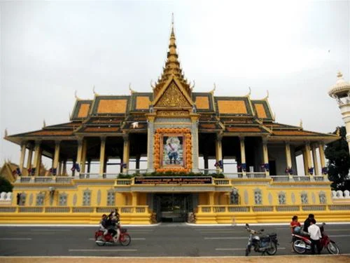 Cùng du lịch Campuchia bước vào câu chuyện bí ẩn