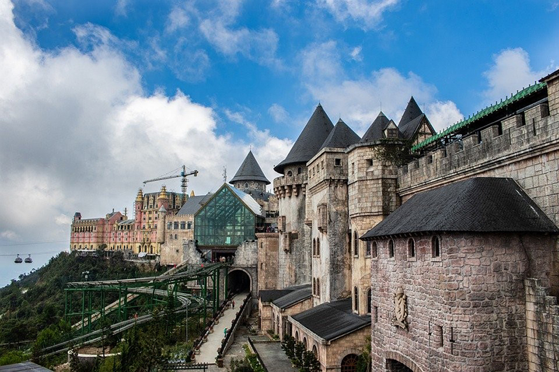 Khoảnh khắc đón xuân tuyệt diệu khu du lịch Tết Đà Nẵng