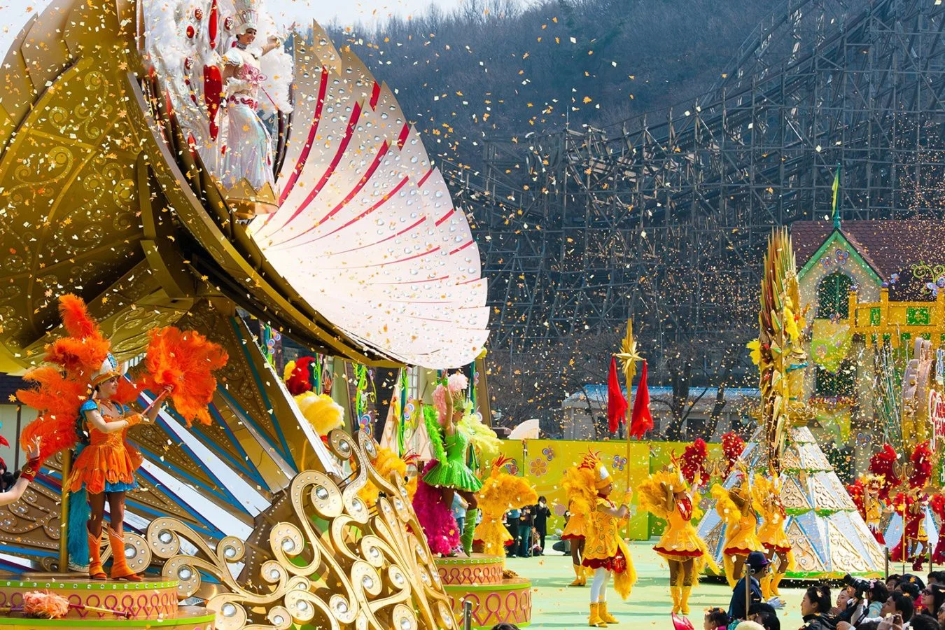 Tham gia hoạt động vui chơi giải trí tại công viên Everland