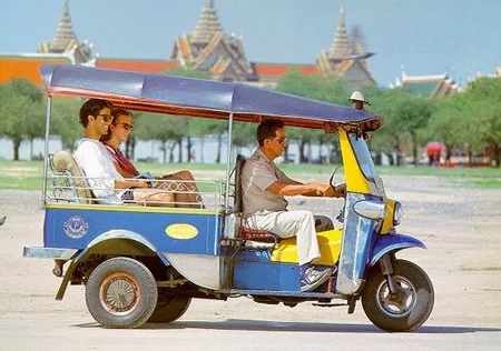Kinh nghiệm đi xe tuk tuk khi du lịch Thái Lan