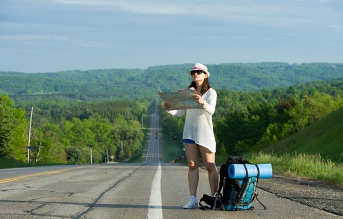 Phụ nữ du lịch một mình lần đầu phải làm gì?