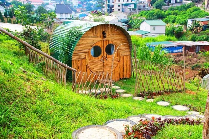 Biệt thự gỗ như nhà Hobbit gây sốt ở Đà Lạt