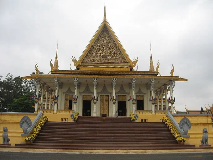 Khám phá Cung điện Hoàng gia Campuchia