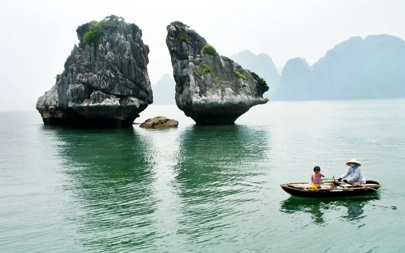 Hang Trinh Nữ - Truyền thuyết một chuyện tình