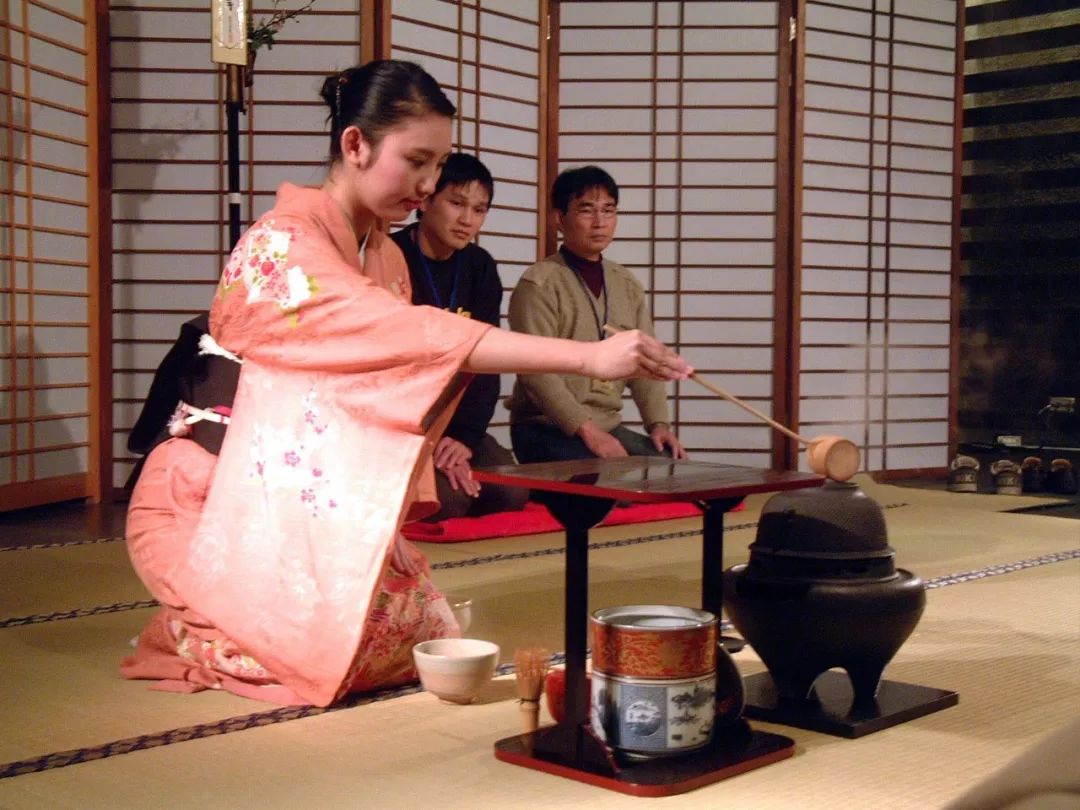 Nghệ thuật thưởng thức Trà đạo - Nét đẹp văn hóa độc đáo của người Nhật