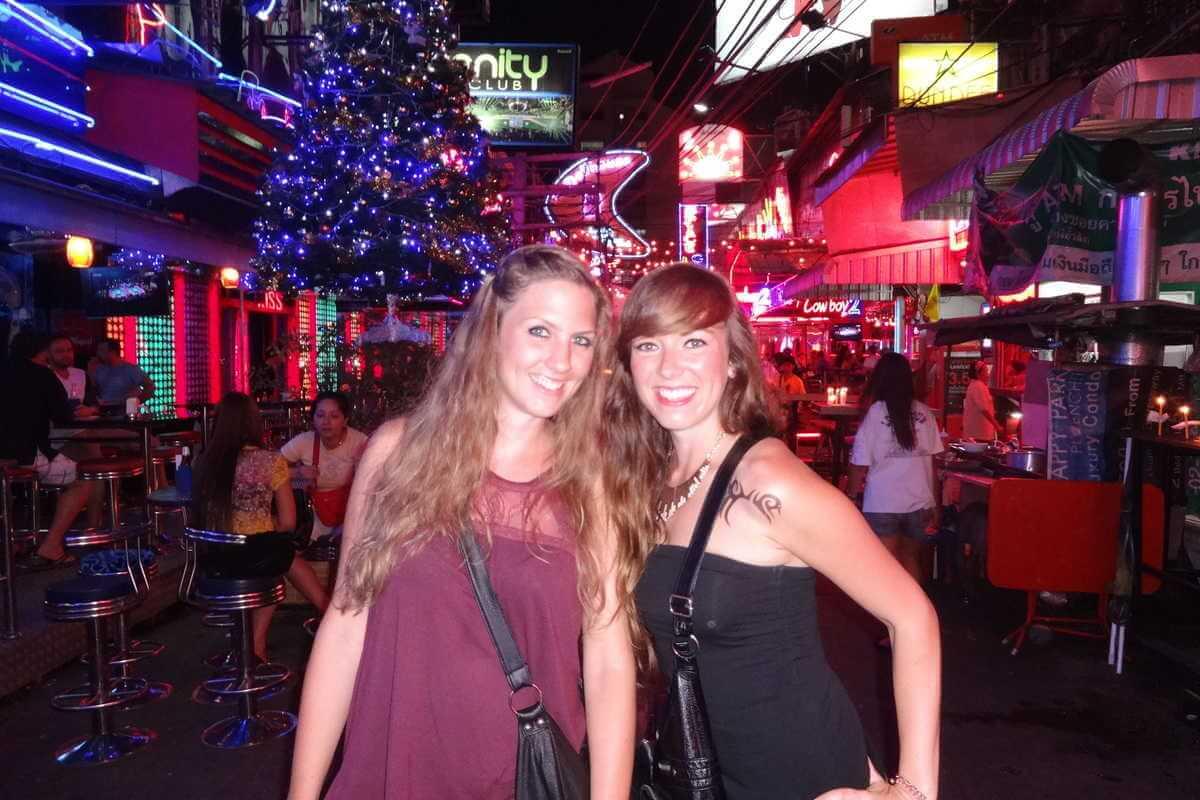 Thức trọn đêm vui cùng nhịp sống náo nhiệt ở Bangkok - Thái Lan