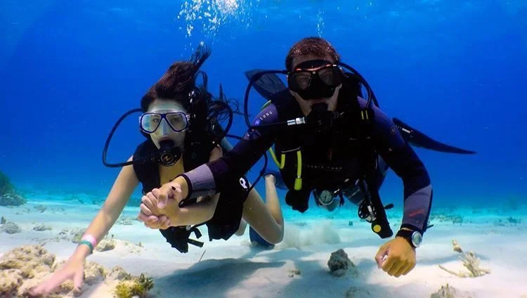 Du lịch Nha Trang thử ngay những kiểu lặn biển đang hot hiện nay