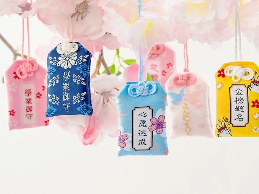 Du lịch Nhật Bản: Đừng bỏ lỡ 10 loại bùa thiêng mang lại may mắn, an lành