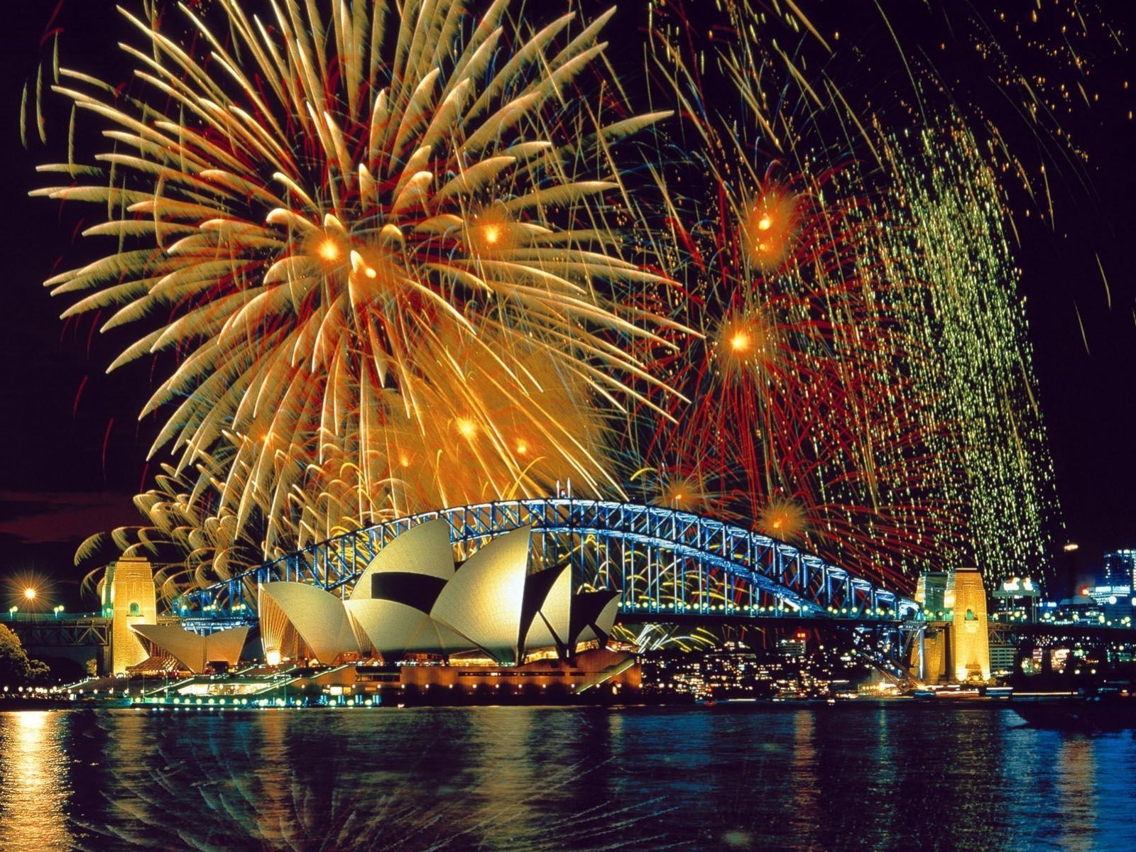 Check in các địa điểm ngắm pháo hoa đẹp trên thế giới