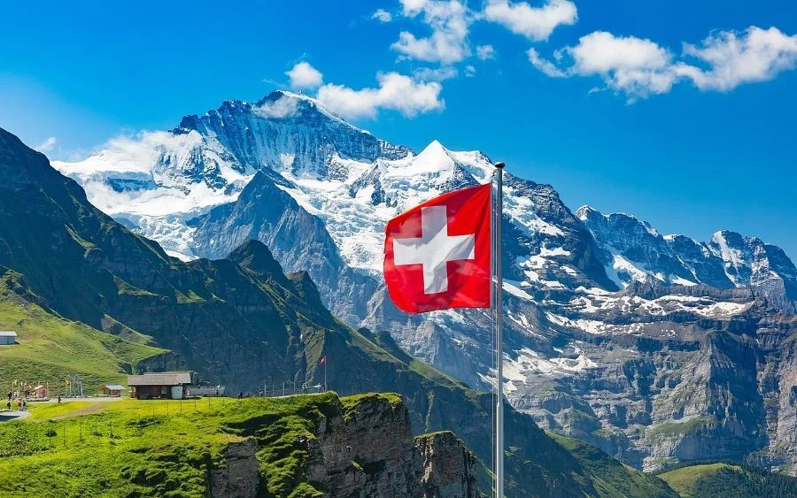 Những điều cần biết để chinh phục đỉnh Titlis khi du lịch Châu Âu