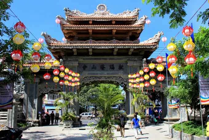 Nha Trang lắp đặt bảng thuyết minh tại các điểm du lịch