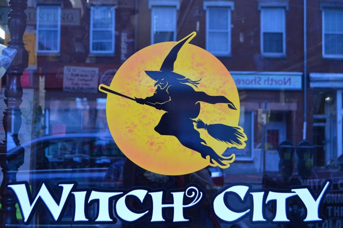 Salem - thành phố của phù thủy
