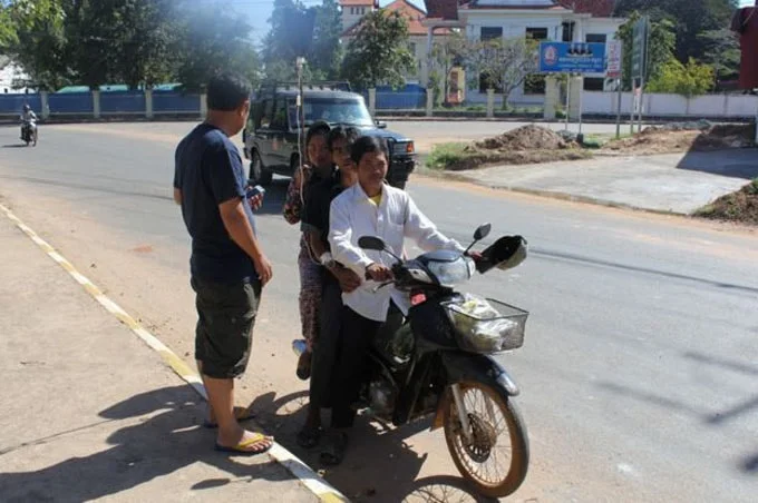 Người dân Campuchia 'đam mê' kim tiêm