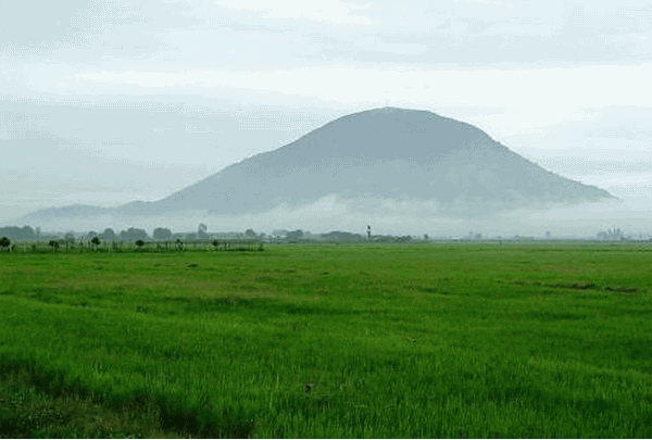 Cùng tour miền Tây khám phá núi Bà Đen huyền thoại