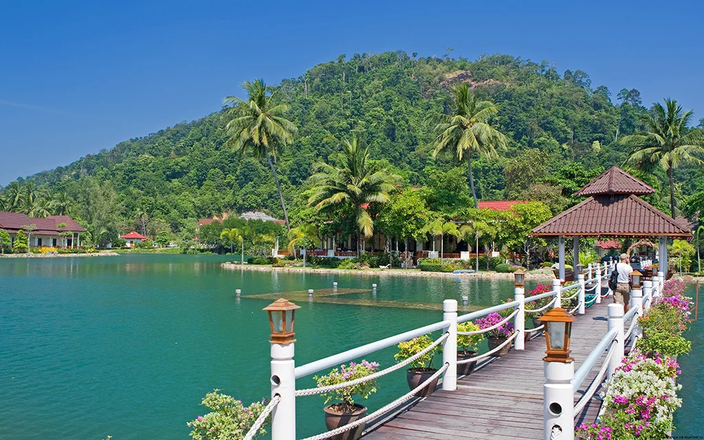 Khám phá thú vị về hòn đảo voi Koh Chang của Thái Lan