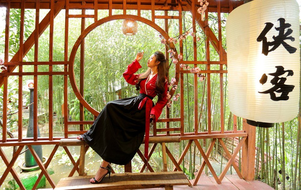 Check-in 'sống ảo' với phong cách cổ trang tại 4 địa điểm ở Đà Lạt